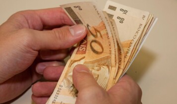 Primeira parcela do décimo terceiro salário do INSS