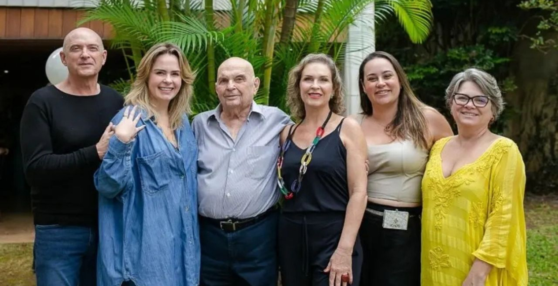 irmãos de Ana Paula Renault