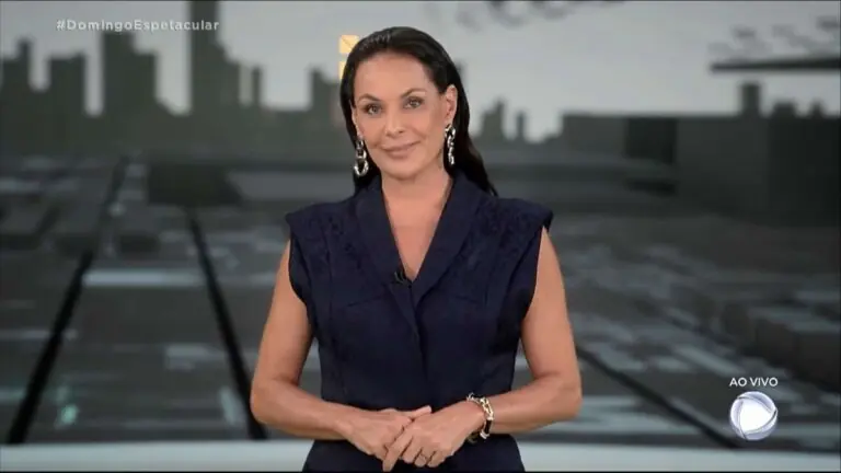 Por que Carolina Ferraz saiu da Record?