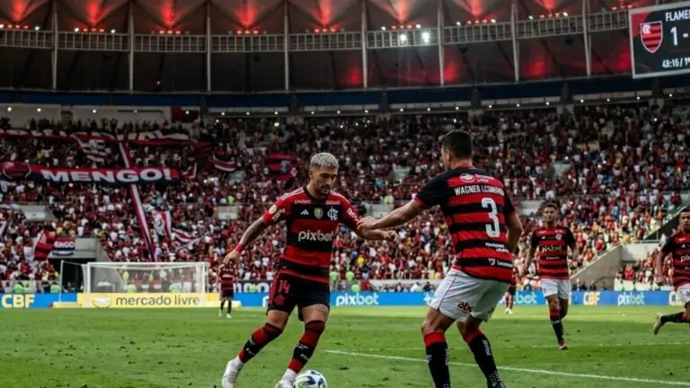 Onde vai passar Flamengo x Vitória e como assistir o jogo pelo celular na Copa do Brasil