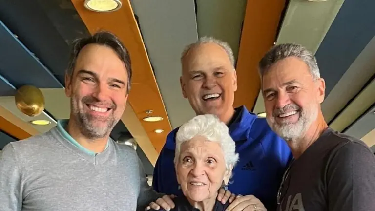 Com morte de irmão, Tadeu Schmidt deve se afastar do BBB 26