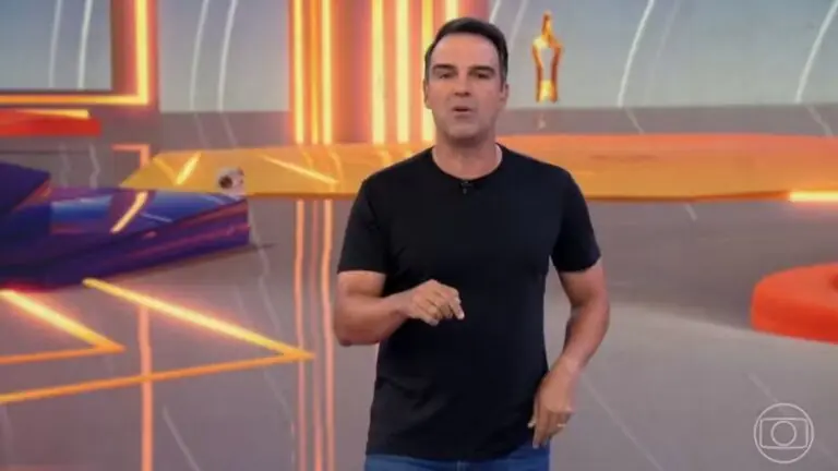 Tadeu Schimidt vai apresentar o BBB 26 hoje?
