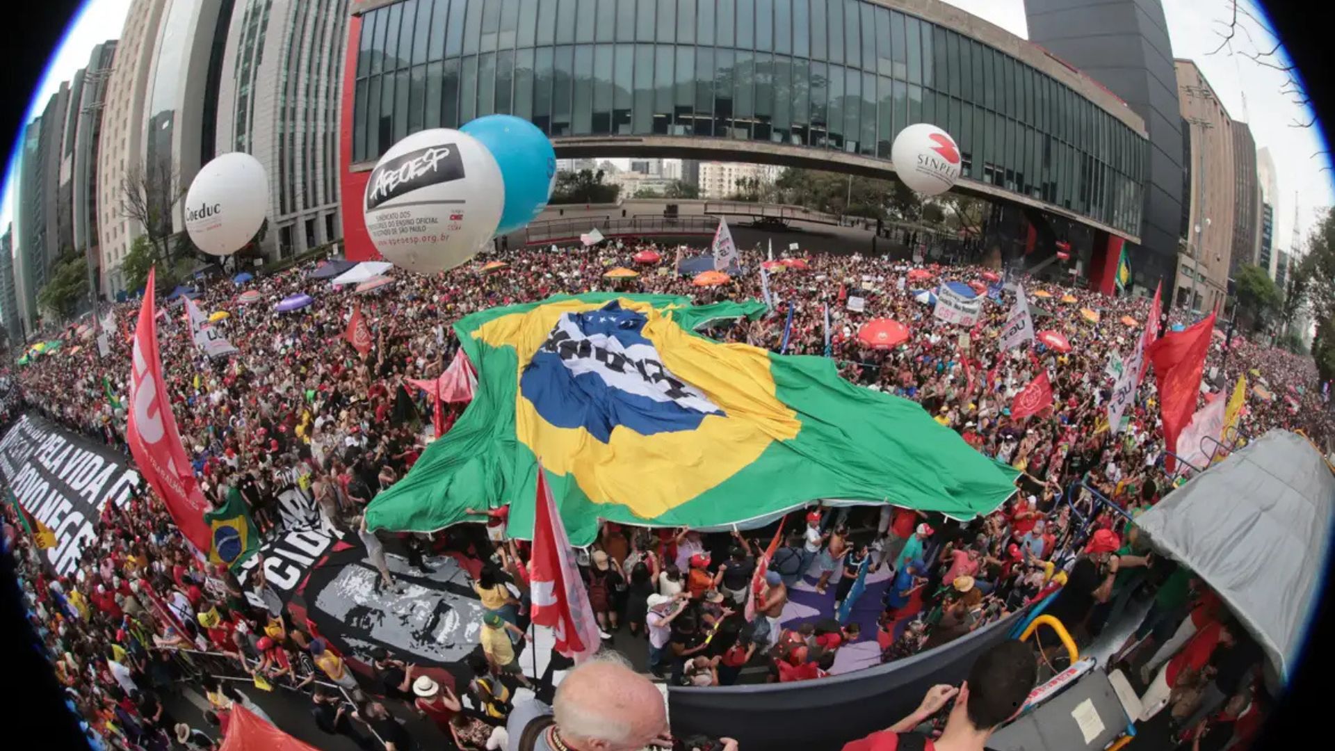 manifestação na Paulista em são paulo