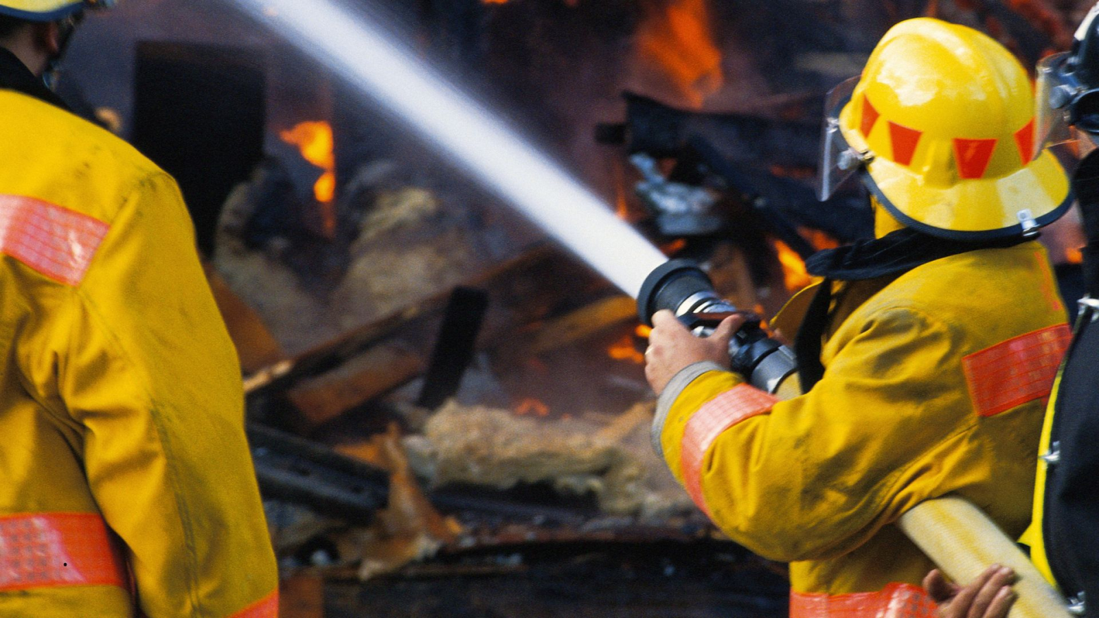 Concurso Bombeiros MG: inscrições terminam hoje para salário de até R$ 11,5 mil