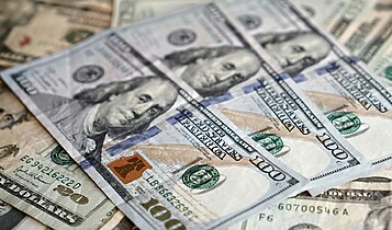 Dólar hoje (16/6): moeda fecha a R$ 5,08 antes de Copom decidir Selic Dólar hoje