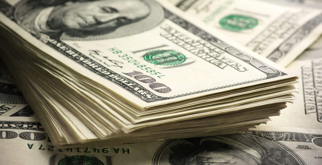 Dólar hoje fecha em leve alta a R$ 5,172