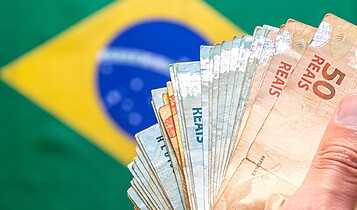 Quando sai a 3ª parcela da restituição do Imposto de Renda e quem recebe?