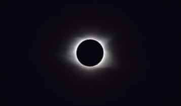 eclipse total 12 de agosto