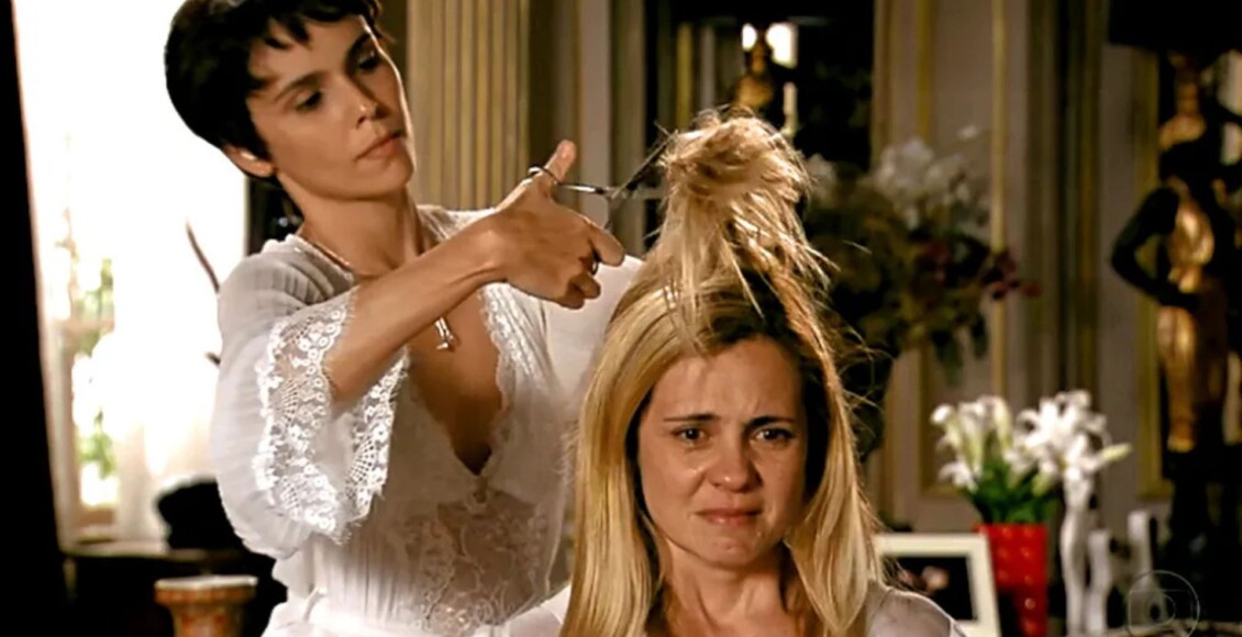 Quando Carminha descobre que Nina é Rita