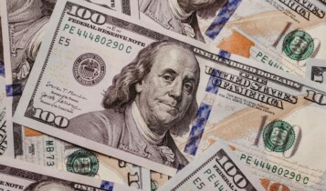 Dólar hoje (24/8): moeda sobe a R$ 5,15 e Ibovespa avança com Braskem no radar