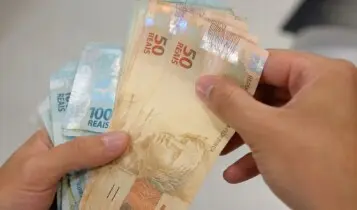 IPCA desacelera e inflação
