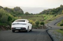 Carros elétricos têm fila de espera
