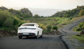 Carros elétricos têm fila de espera