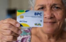 Bolsa Família pode ser mantido durante pedido do BPC